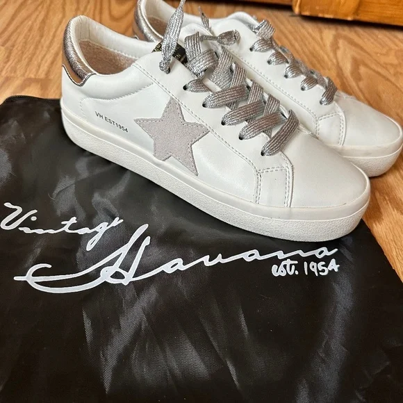 Vintage Havana Sneakers - Picture 1 of 2